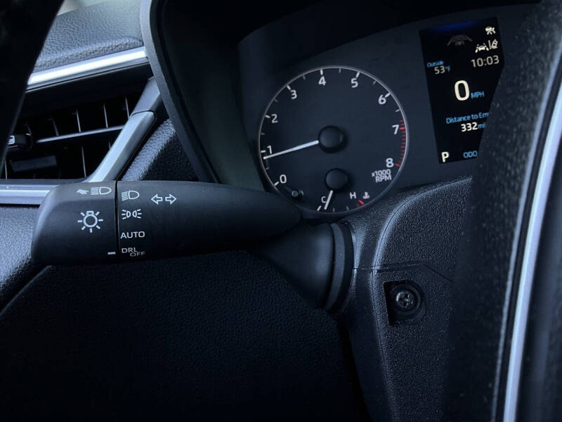 2025 Toyota Corolla Cross LE