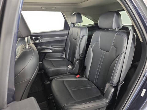 2022 Kia Sorento Hybrid EX