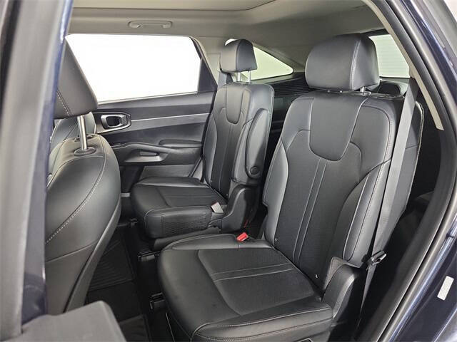 2022 Kia Sorento Hybrid EX