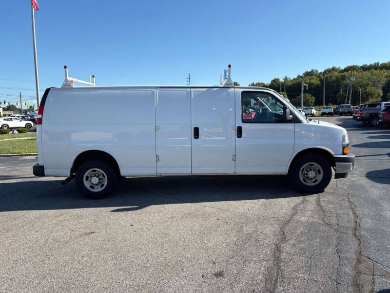 2021 Chevrolet Express 2500