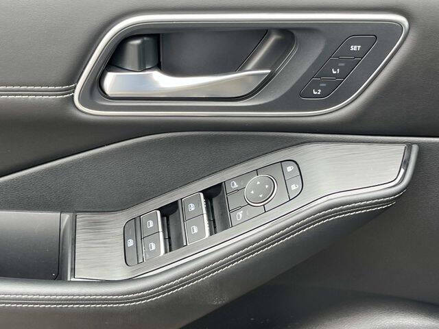 2024 Nissan Rogue Platinum