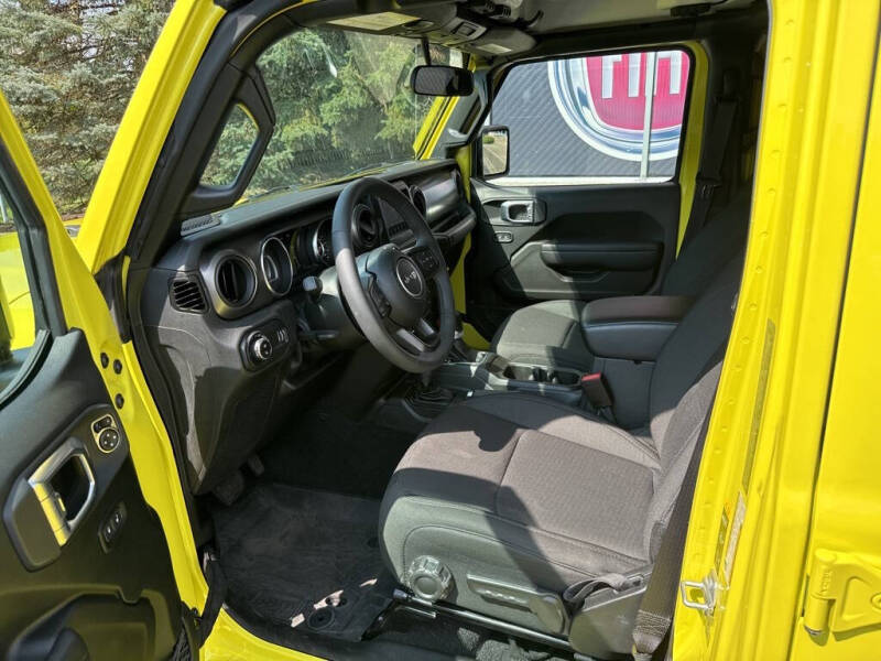 2023 Jeep Gladiator Willys