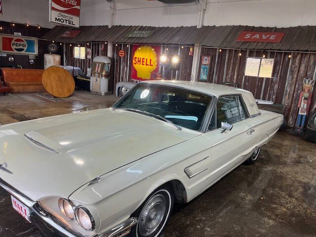 1965 Ford Thunderbird