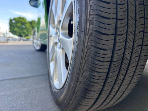 2013 Mazda MAZDA2 Touring