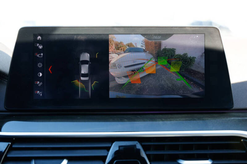 2017 BMW 5 Series 540i