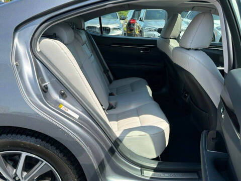 2018 Lexus ES 300h