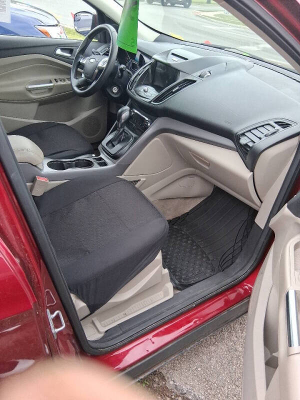 2016 Ford Escape SE