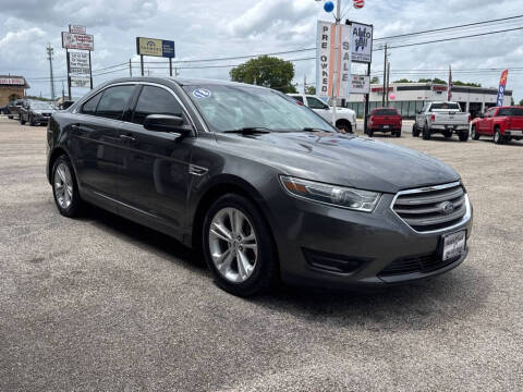 2018 Ford Taurus SEL