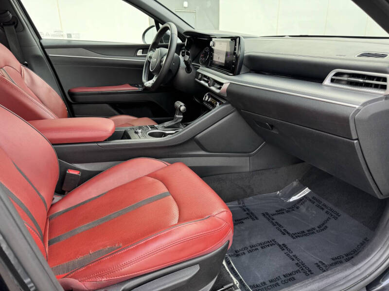 2023 Kia K5 GT-Line