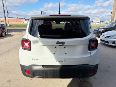 2023 Jeep Renegade Latitude