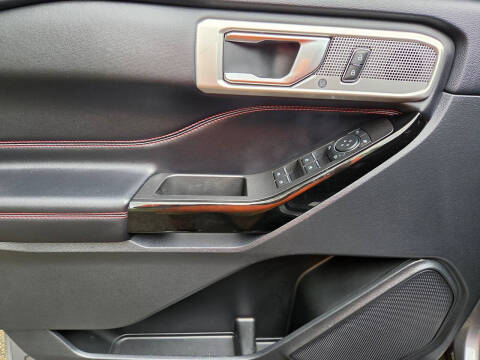 2022 Ford Explorer ST-Line