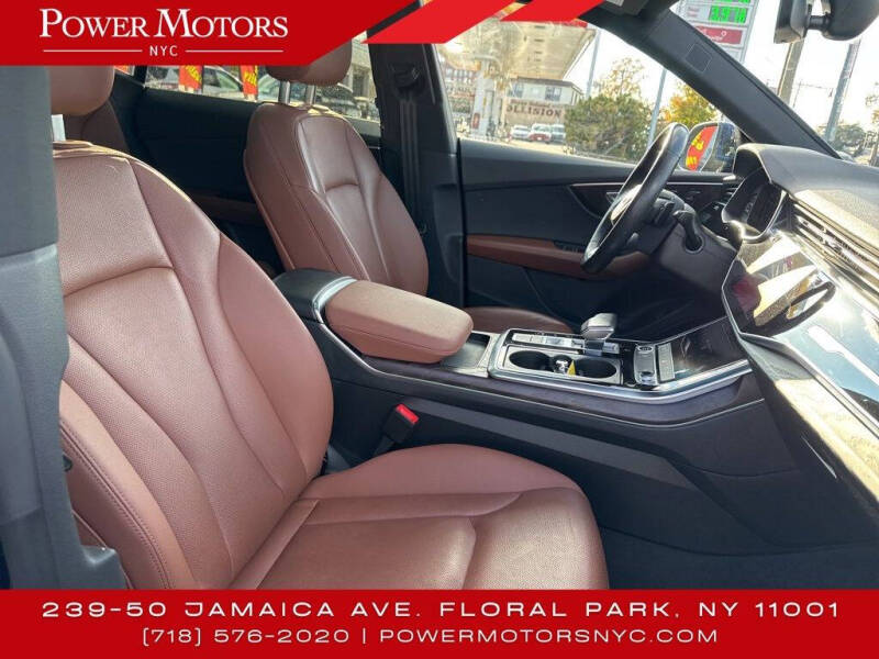 2021 Audi Q8 quattro Premium Plus 55 TFSI