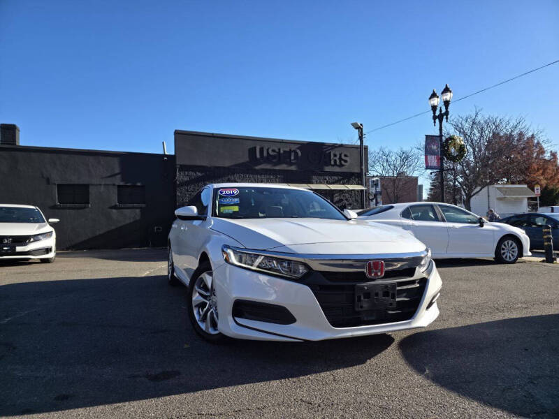 2019 Honda Accord LX's photo