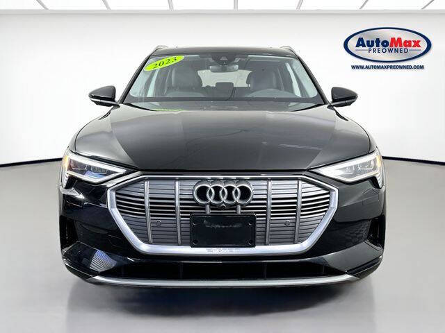 2023 Audi e-tron quattro Premium Plus