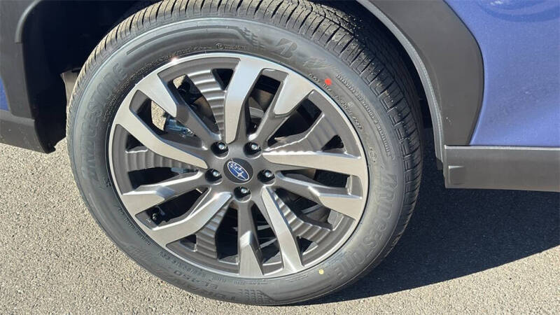 2025 Subaru Forester Touring Hybrid