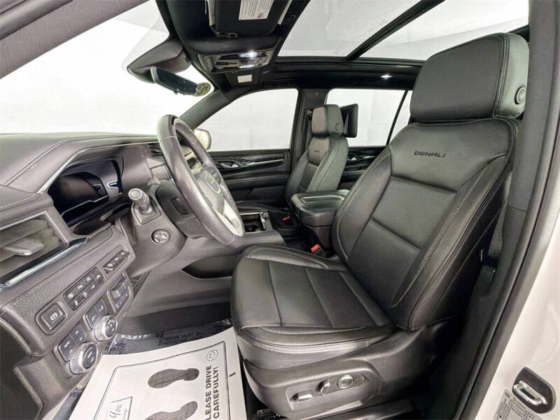 2023 GMC Yukon XL Denali