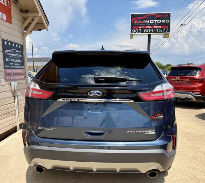 2019 Ford Edge Titanium