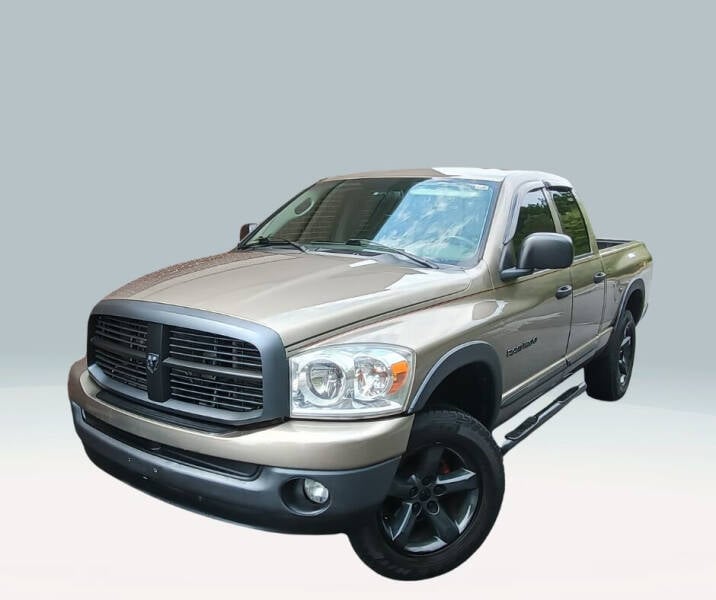 2007 Dodge Ram 1500 Pickup ST photo 2