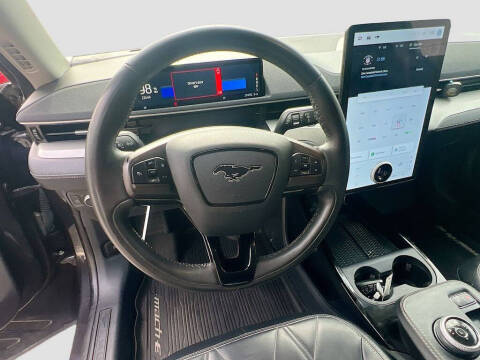 2022 Ford Mustang Mach-E Select