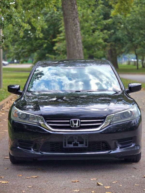 2015 Honda Accord LX photo 2