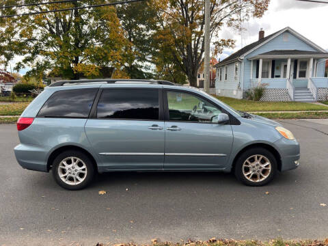 2005 Toyota Sienna XLE Limited 7 Passenger