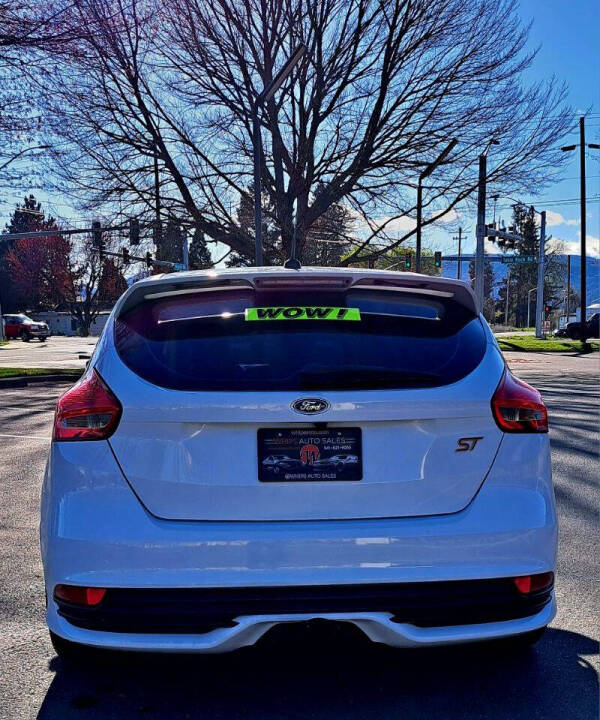 2018 Ford Focus ST - Photo 4
