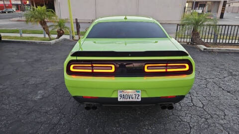 2015 Dodge Challenger R/T Plus