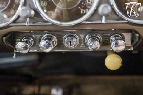 1938 Packard Super Eight