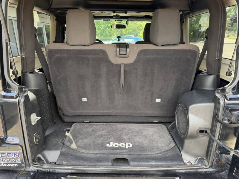 2011 Jeep Wrangler Sahara