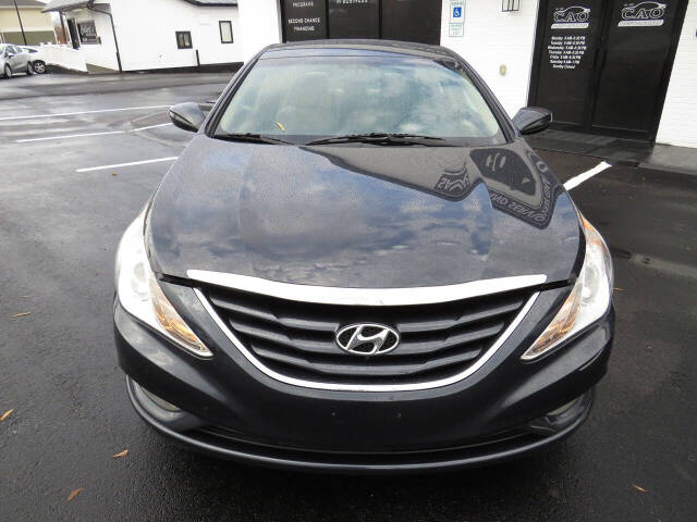 2013 Hyundai SONATA for sale at Colbert's Auto Outlet in Hickory, NC