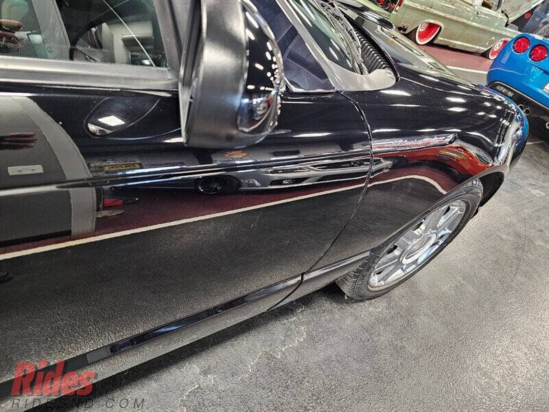 2005 Ford Thunderbird Deluxe