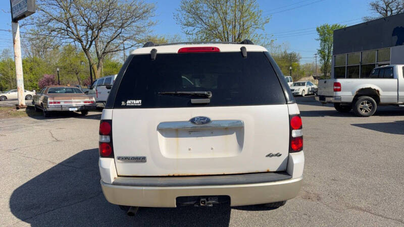 2010 Ford Explorer Eddie Bauer