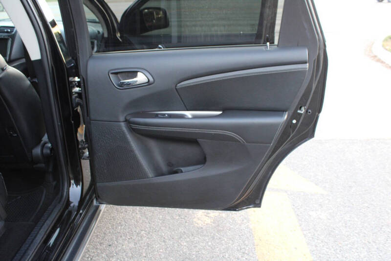 2018 Dodge Journey Crossroad