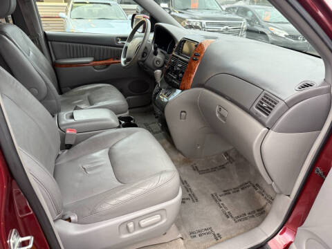 2009 Toyota Sienna XLE