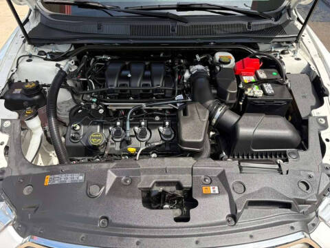 2018 Ford Taurus SE