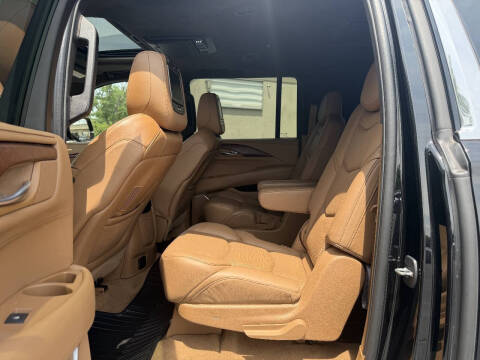 2017 Cadillac Escalade ESV Platinum
