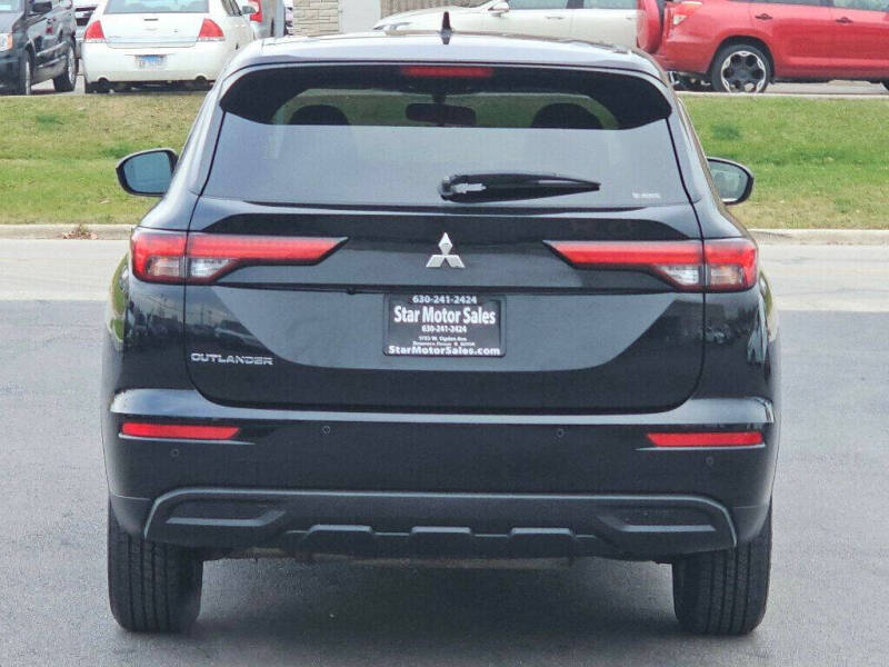 2022 Mitsubishi Outlander ES