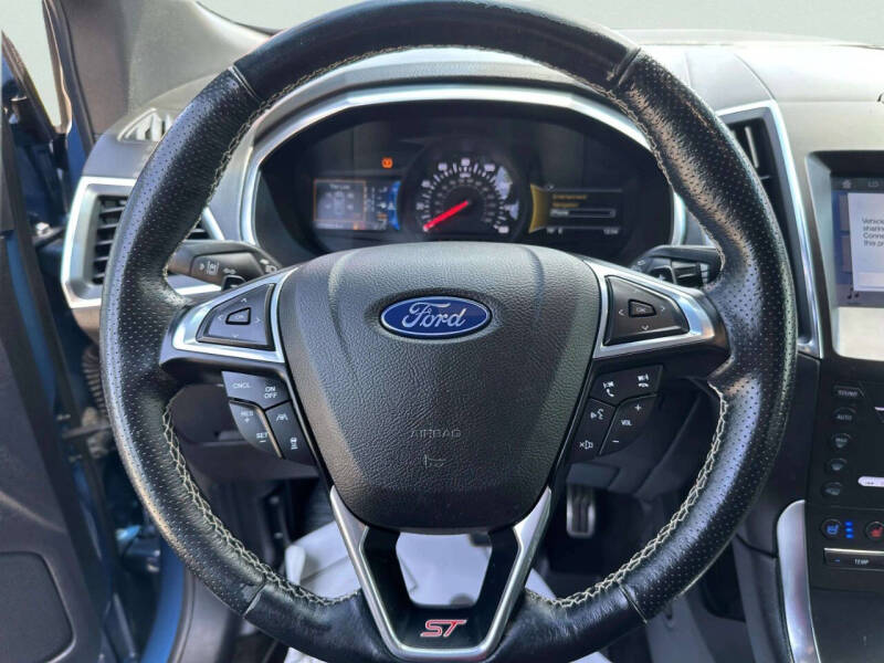 2019 Ford Edge ST