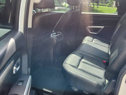 2020 Nissan Titan SL