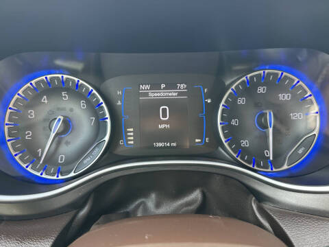 2017 Chrysler Pacifica Touring-L