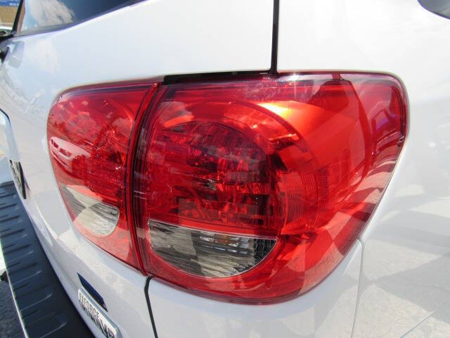 2013 Toyota Sequoia SR5