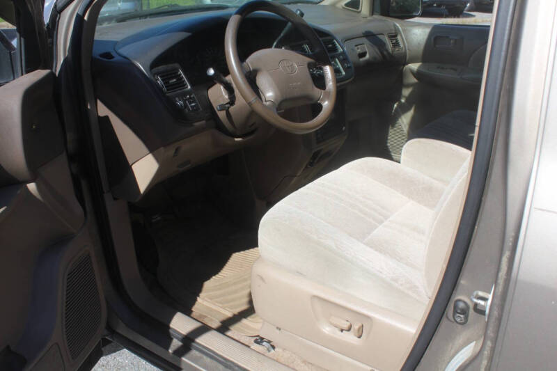 1998 Toyota Sienna LE