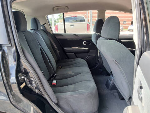 2012 Nissan Versa 1.8 SL