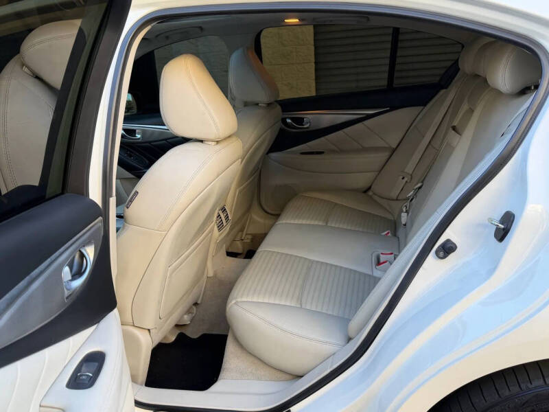 2016 Infiniti Q50 Red Sport 400