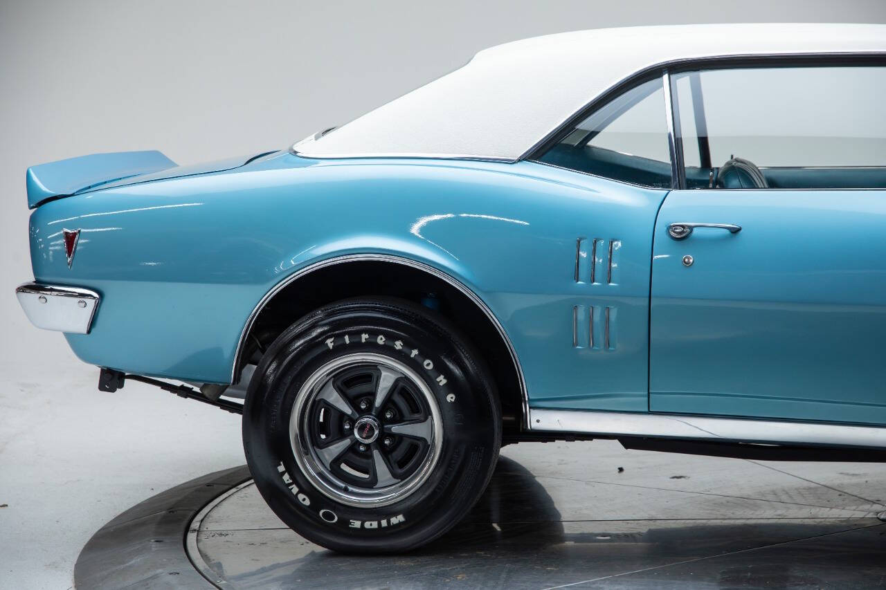 1968 Pontiac Firebird 4