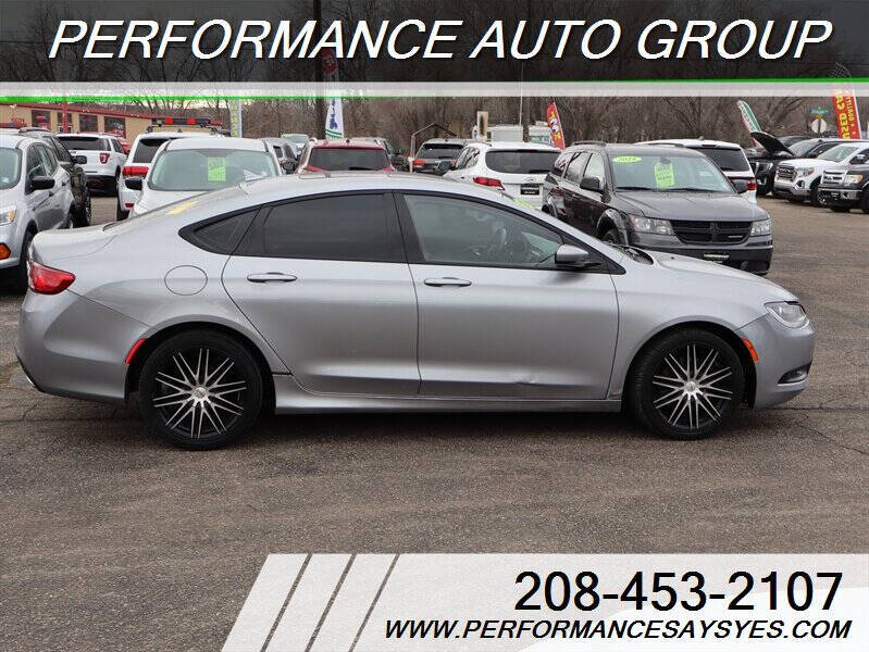 2015 Chrysler 200 S