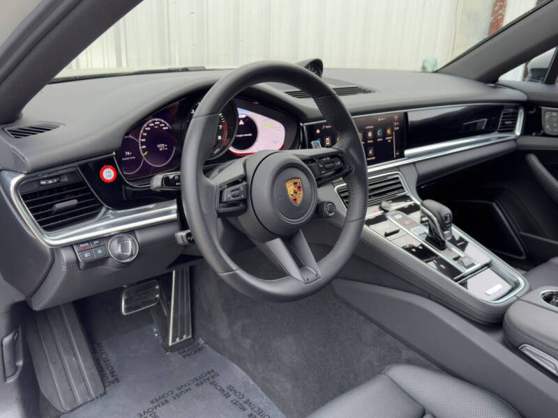 2022 Porsche Panamera 4S E-Hybrid