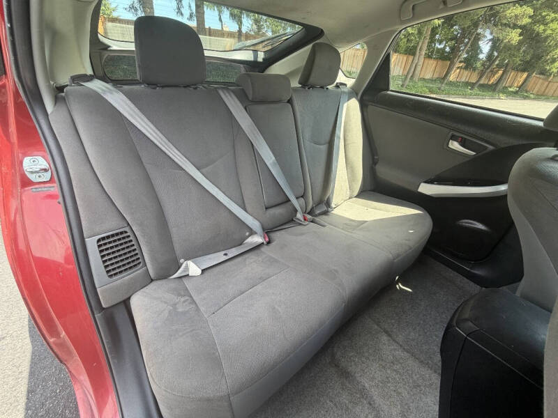 2012 Toyota Prius Three