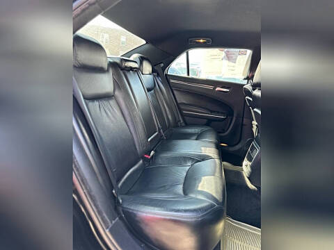 2011 Chrysler 300 Limited