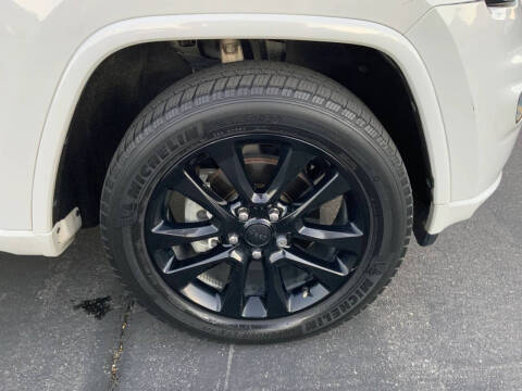 2017 Jeep Grand Cherokee Altitude